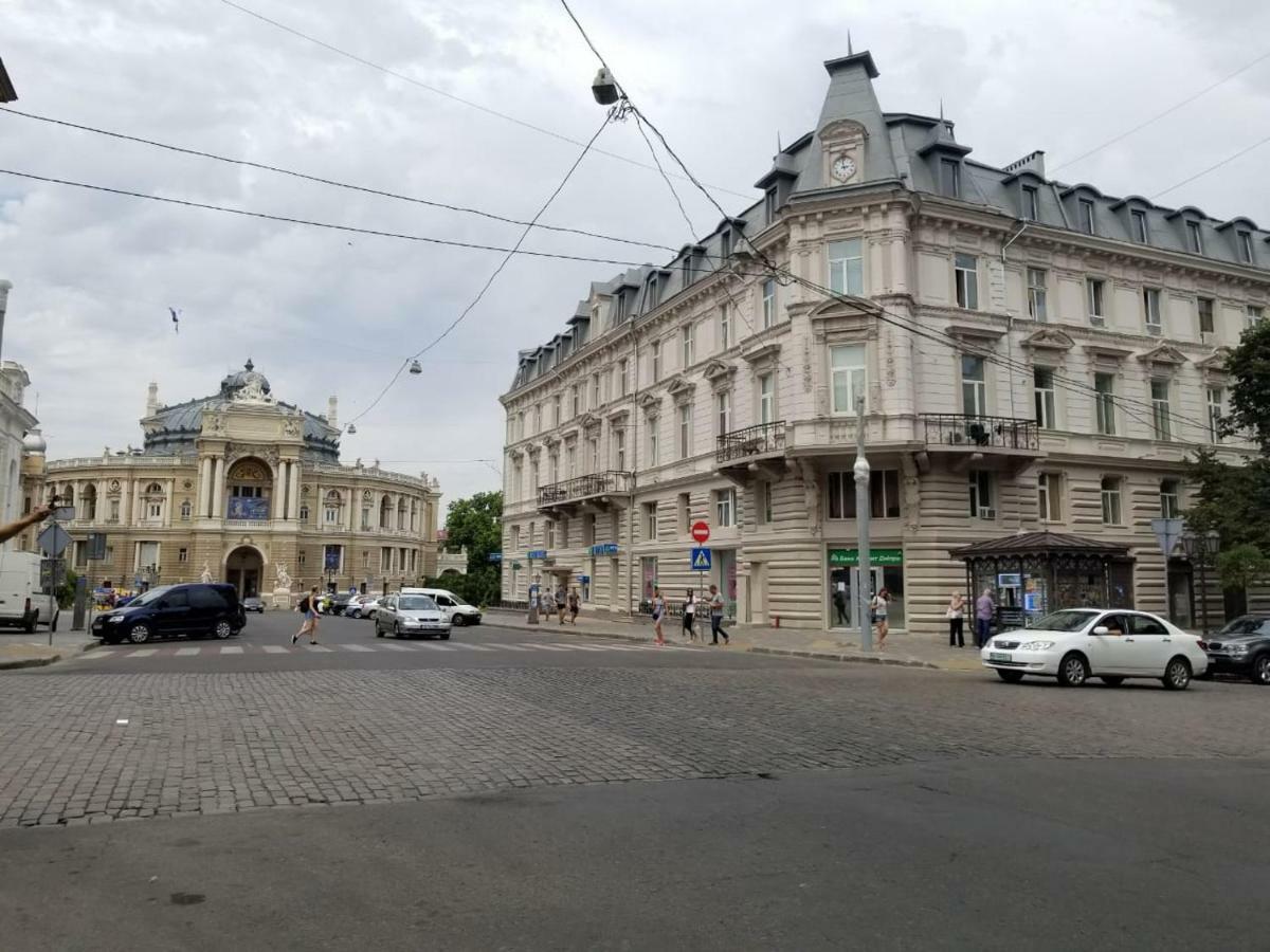 Apartmens Near Opera House Apartment Одеса Екстериор снимка