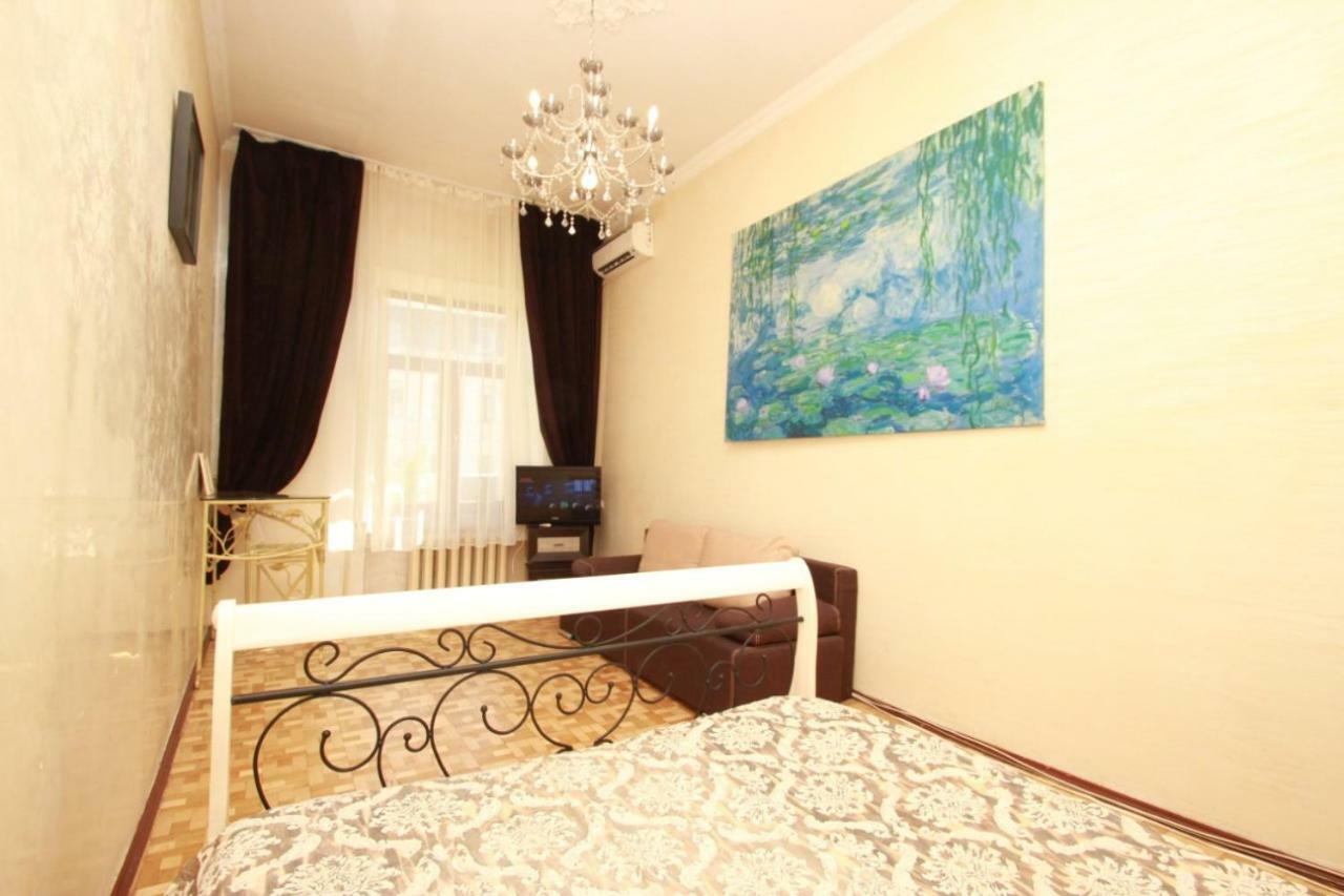 Apartmens Near Opera House Apartment Одеса Стая снимка