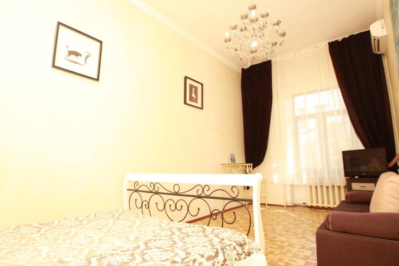 Apartmens Near Opera House Apartment Одеса Екстериор снимка